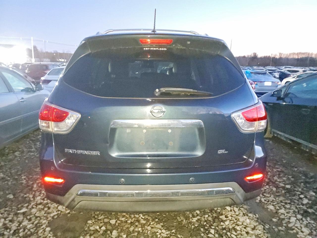 2013 NISSAN PATHFINDER S photo 6