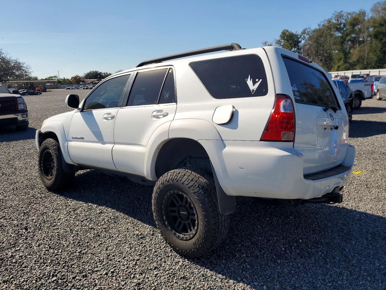 2007 TOYOTA 4RUNNER SR5 photo 2