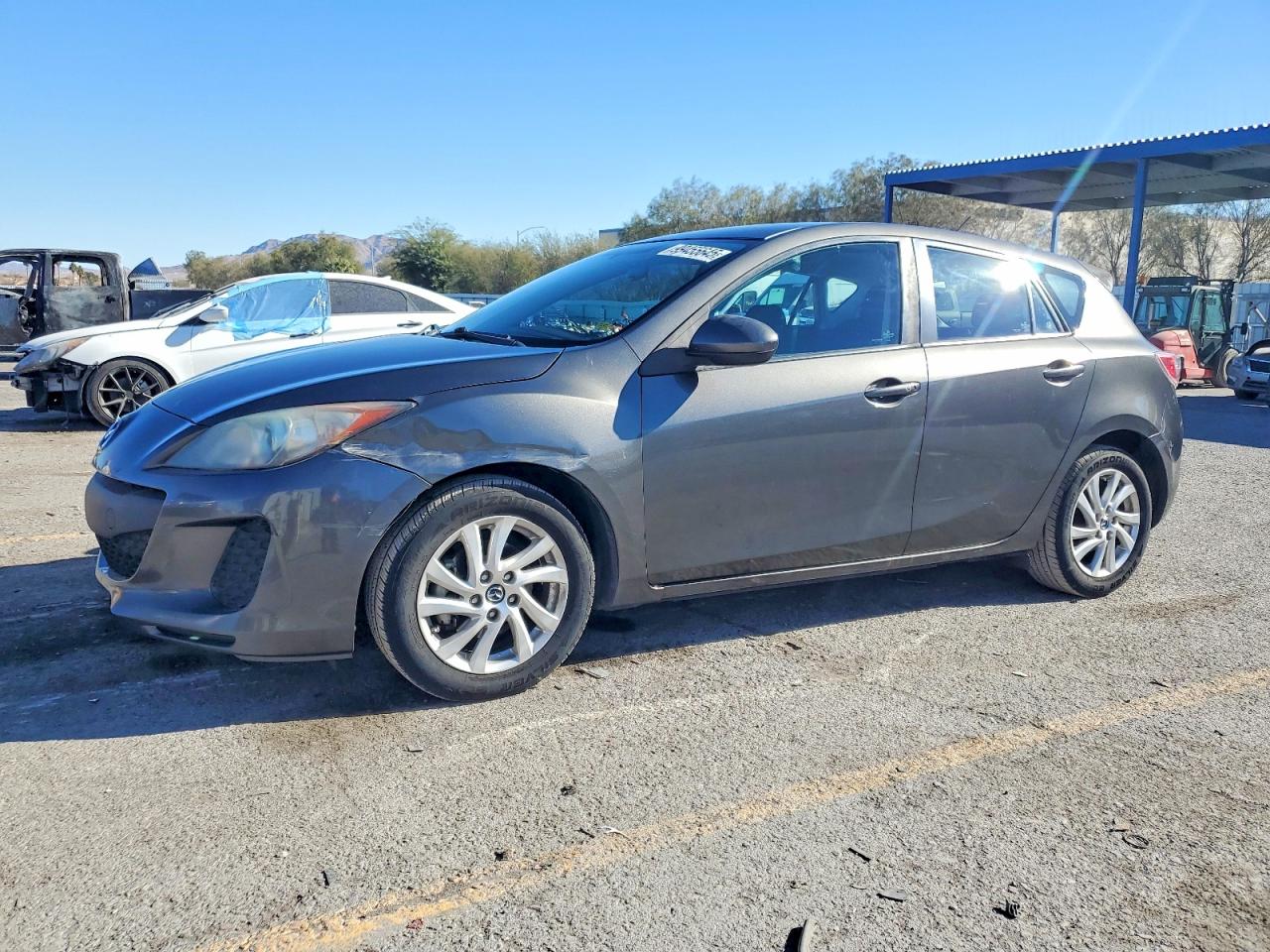 2013 MAZDA 3