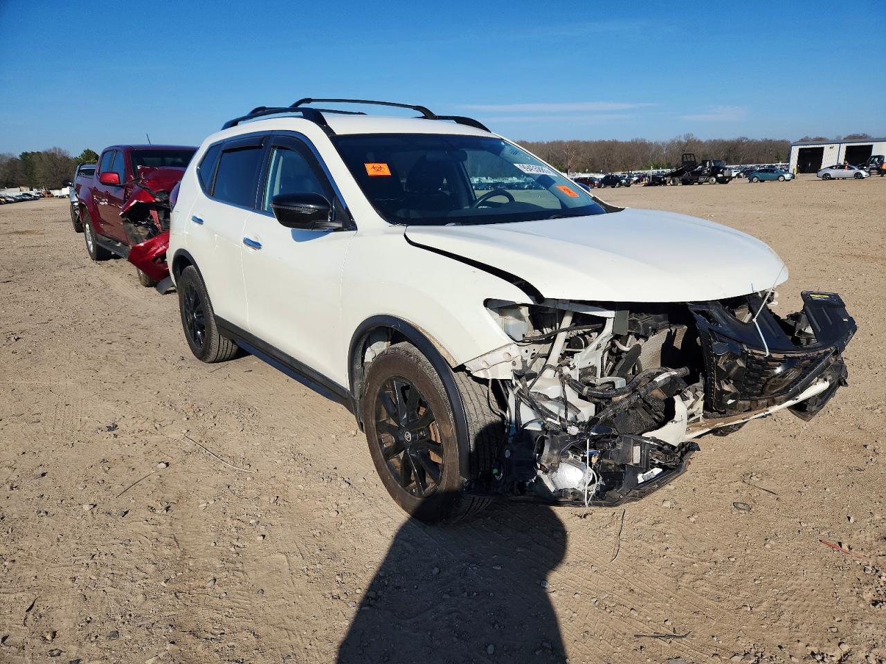 2018 NISSAN ROGUE S photo 4