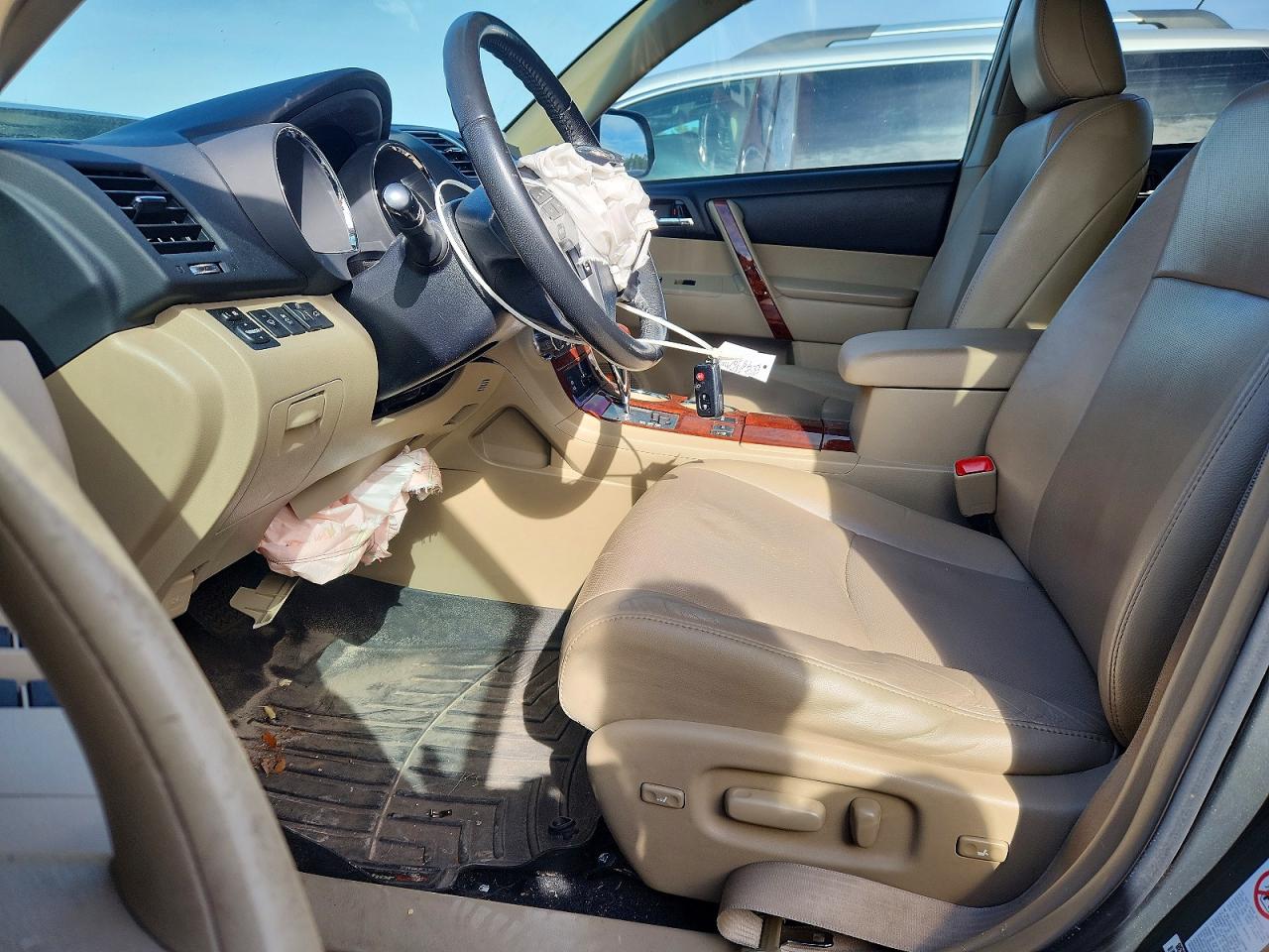 2012 TOYOTA HIGHLANDER LIMITED photo 7