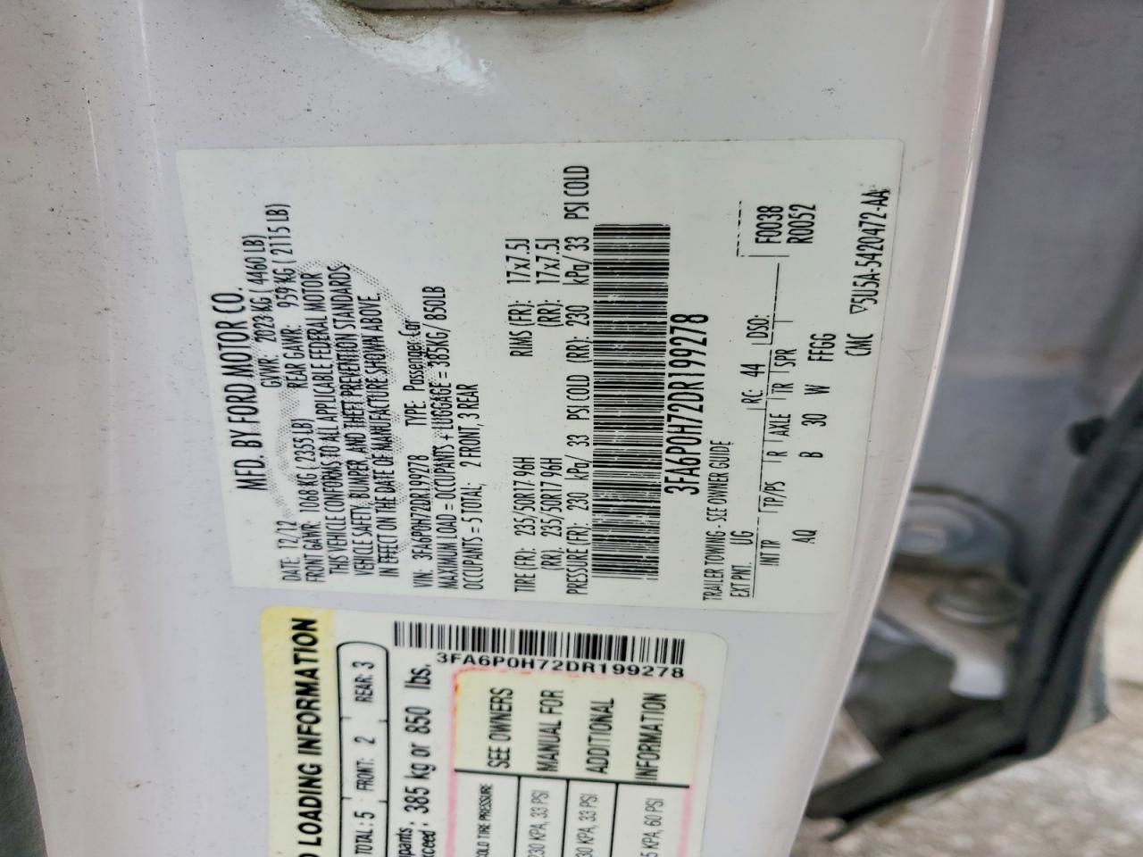 2013 FORD FUSION SE photo 12