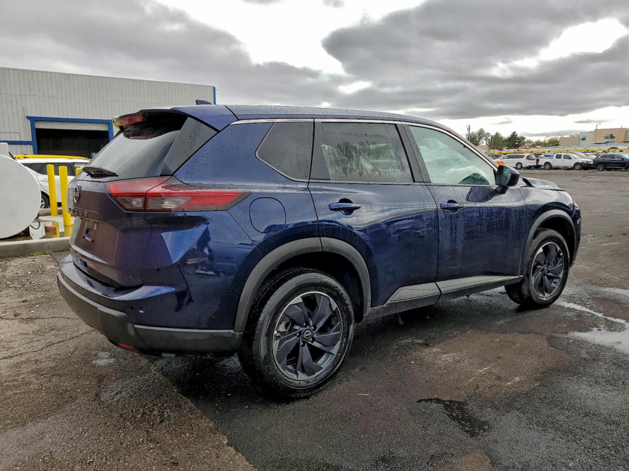 2025 NISSAN ROGUE SV photo 3