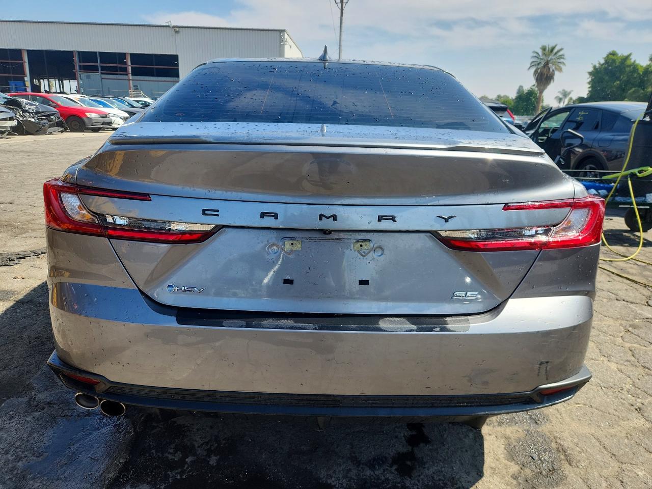 2025 TOYOTA CAMRY SE photo 11