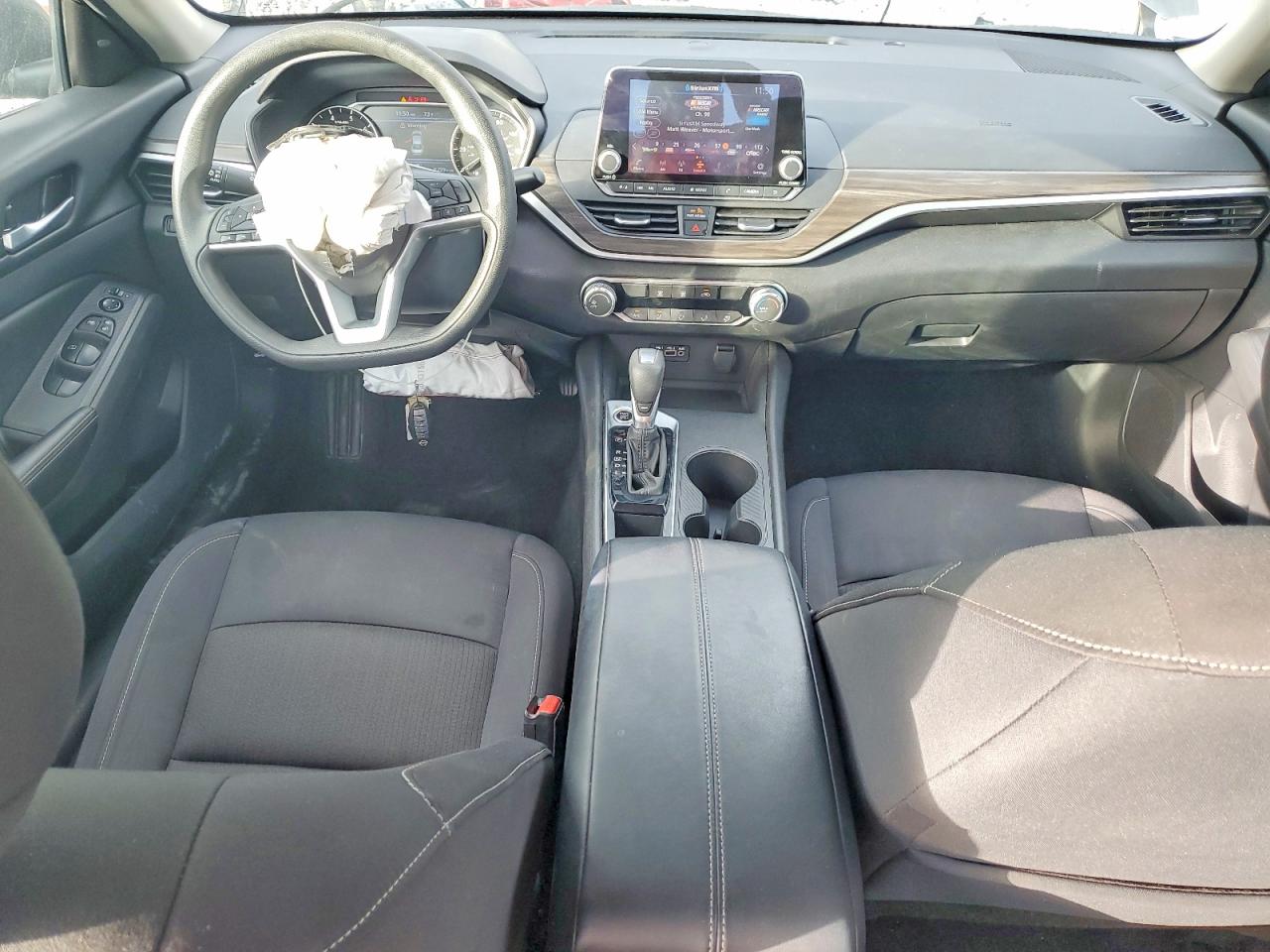 2025 NISSAN ALTIMA SV photo 8