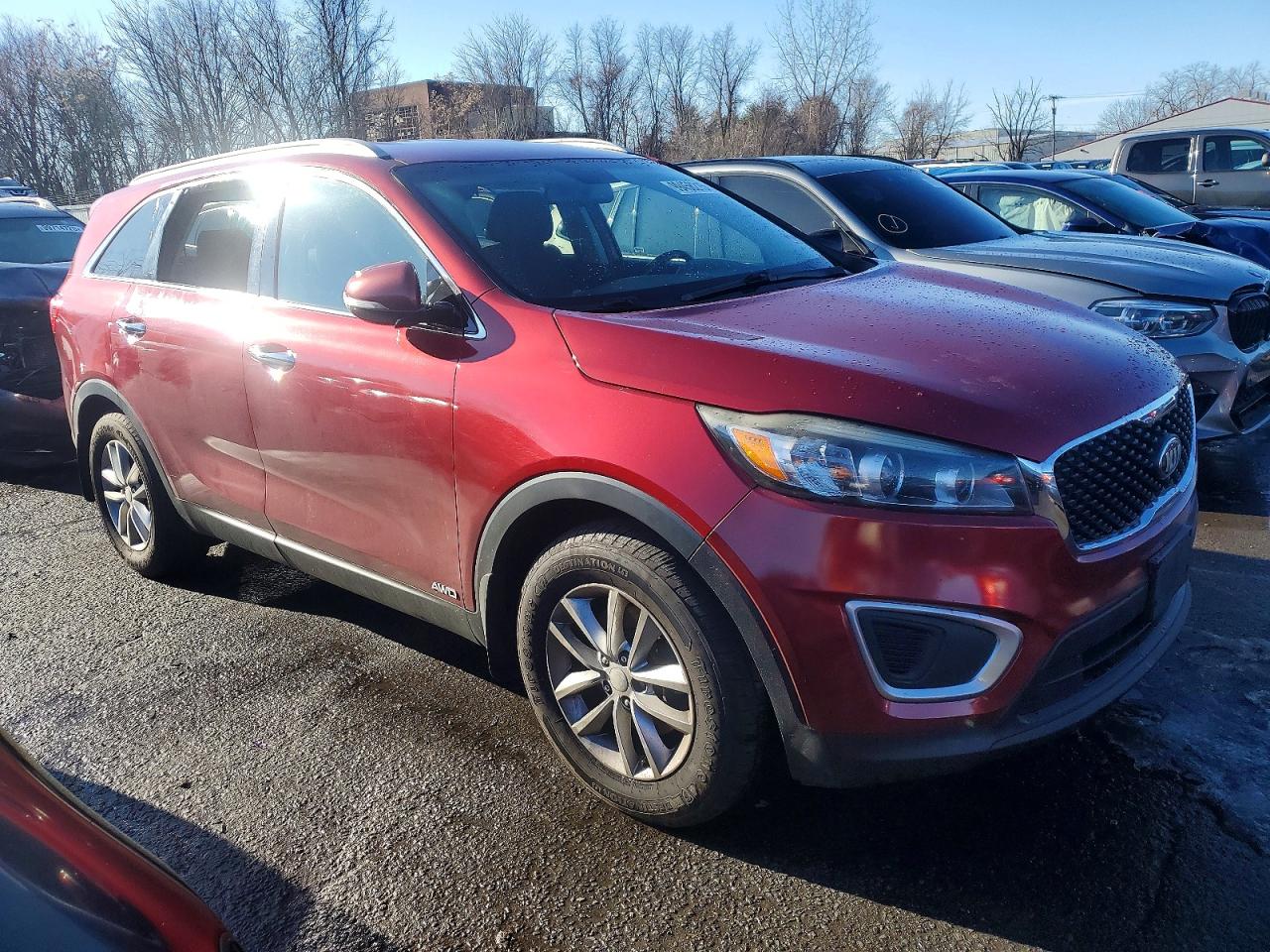 2016 KIA SORENTO LX photo 4