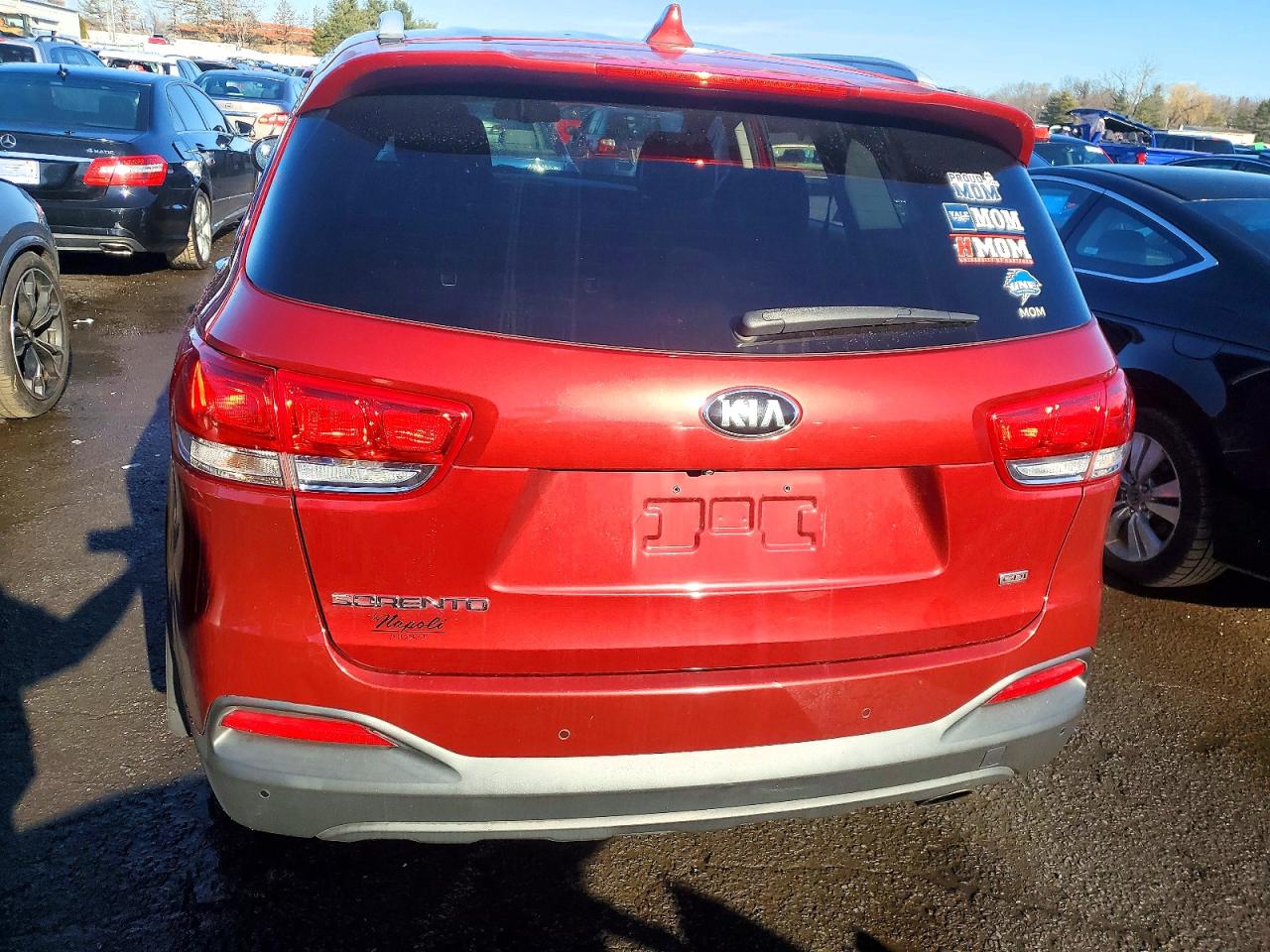 2016 KIA SORENTO LX photo 6