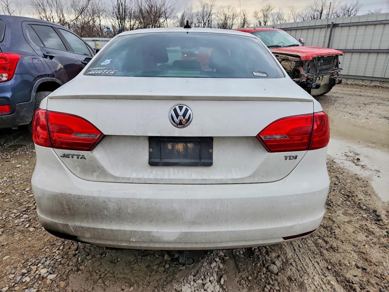 2012 VOLKSWAGEN JETTA TDI photo 6