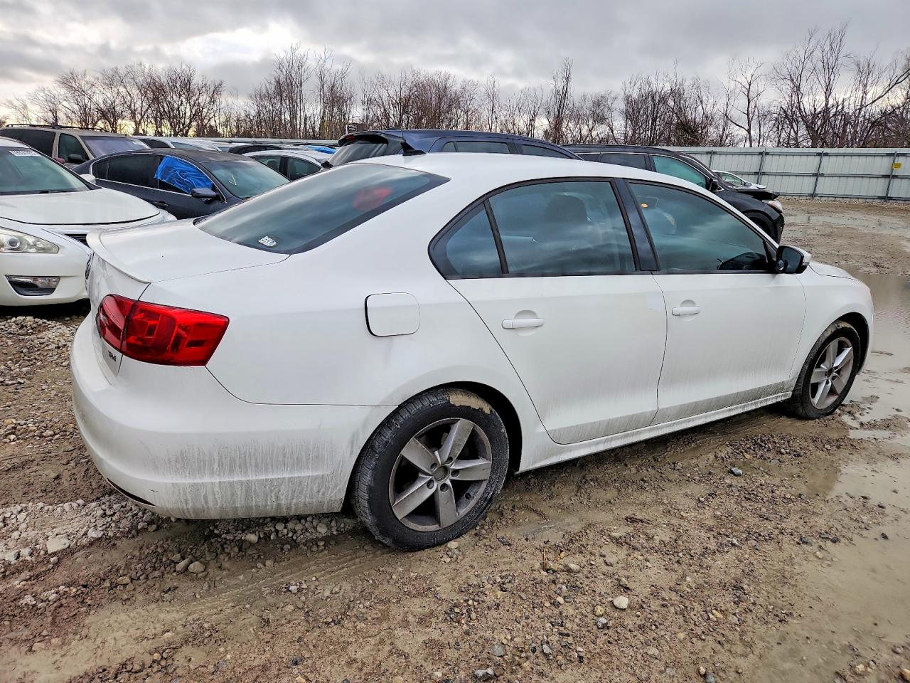 2012 VOLKSWAGEN JETTA TDI photo 3
