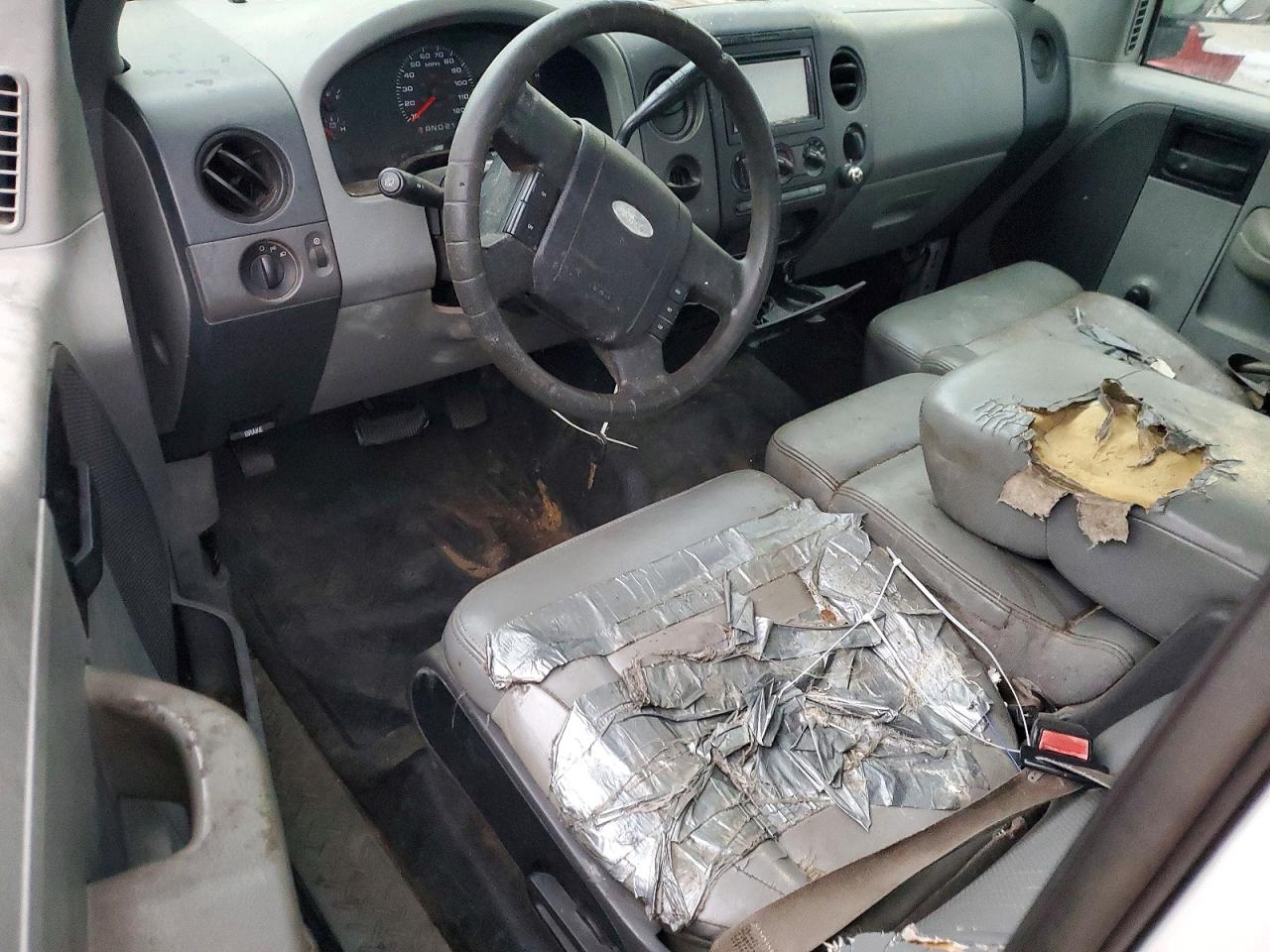 2005 FORD F150 photo 29