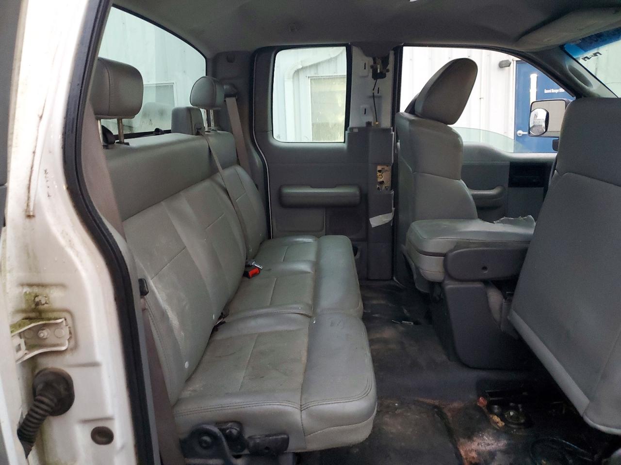 2005 FORD F150 photo 37