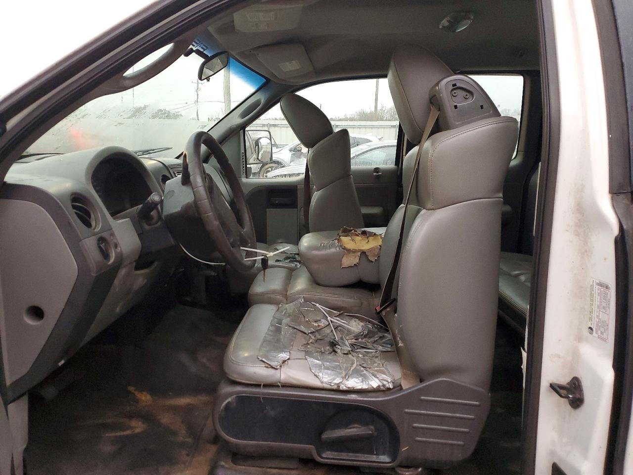 2005 FORD F150 photo 25