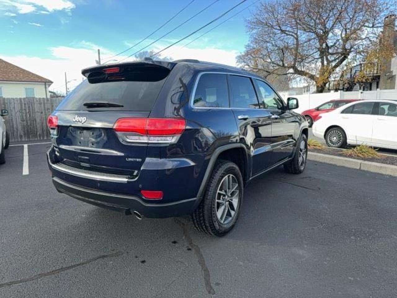 2018 JEEP GRAND CHEROKEE LIMITED photo 4
