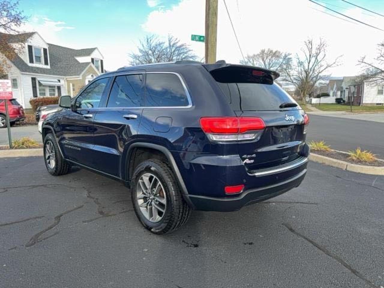2018 JEEP GRAND CHEROKEE LIMITED photo 3