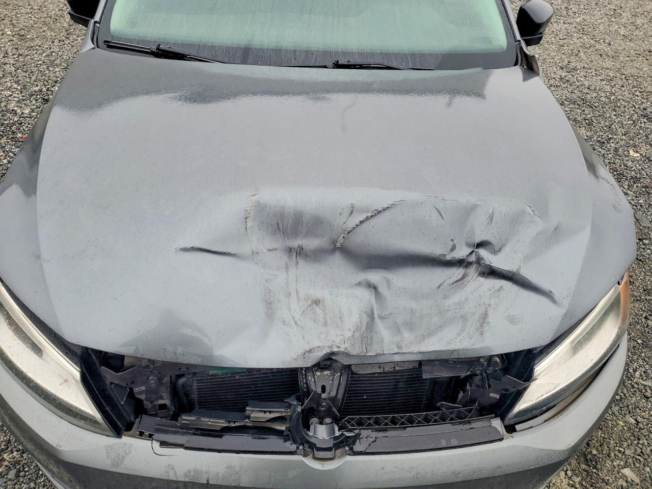 2013 VOLKSWAGEN JETTA BASE photo 21