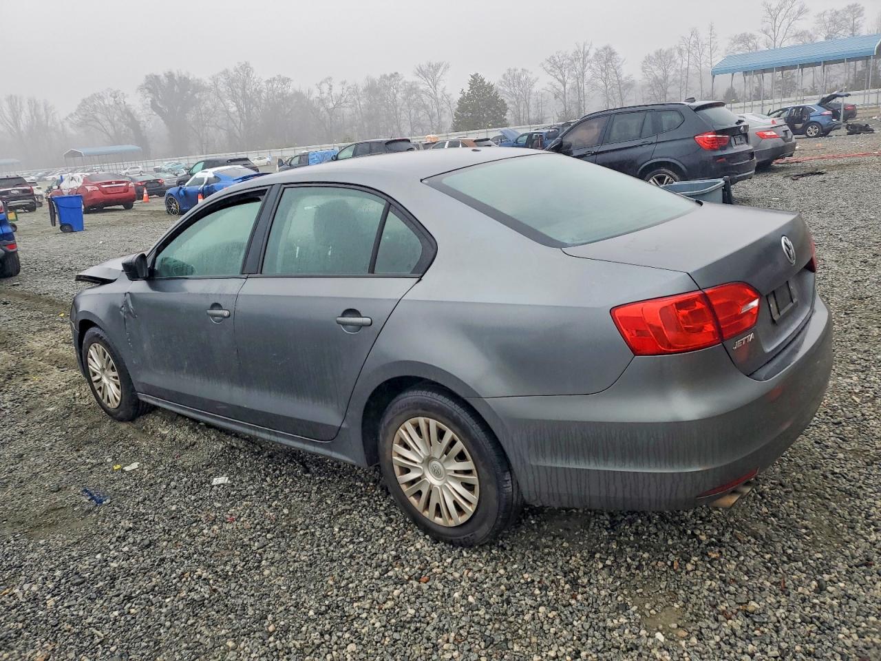 2013 VOLKSWAGEN JETTA BASE photo 3