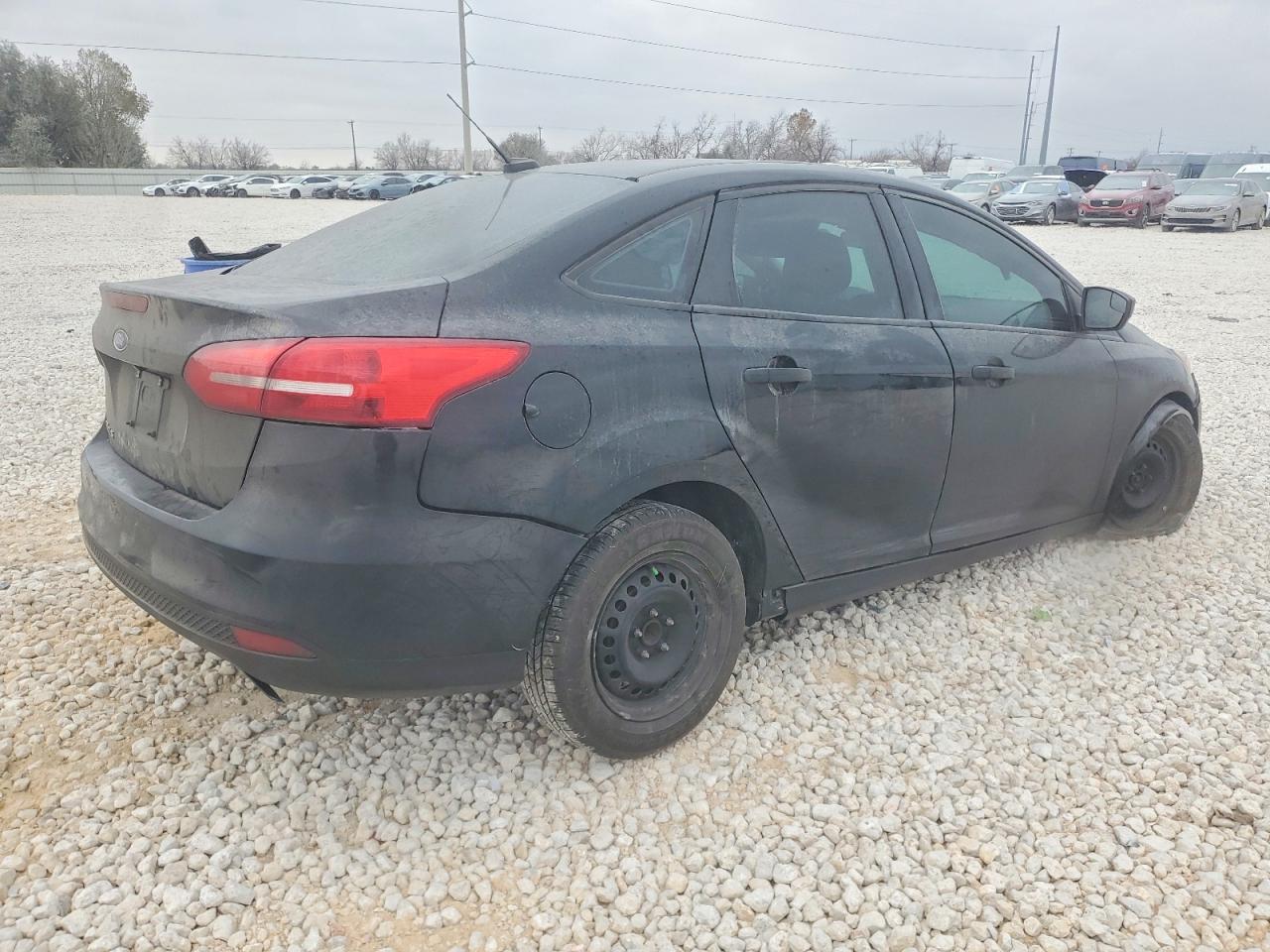 2018 FORD FOCUS S photo 3