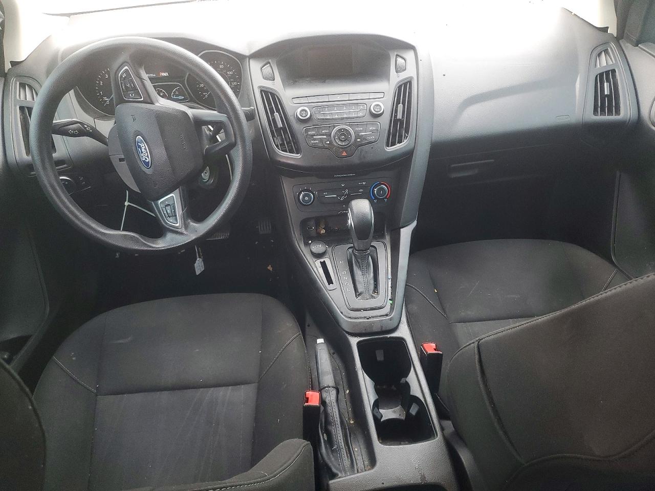 2018 FORD FOCUS S photo 8