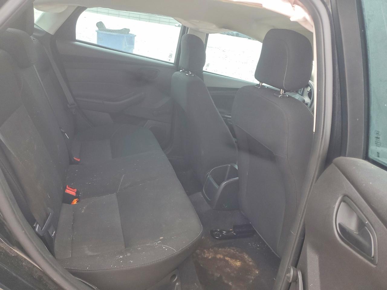 2018 FORD FOCUS S photo 10