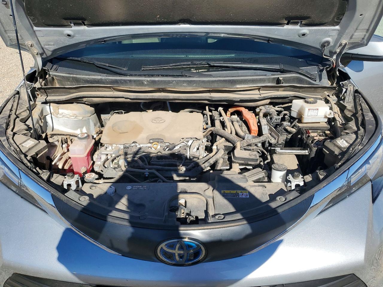 2021 TOYOTA SIENNA LE photo 12
