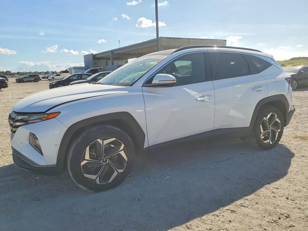 2022 HYUNDAI TUCSON