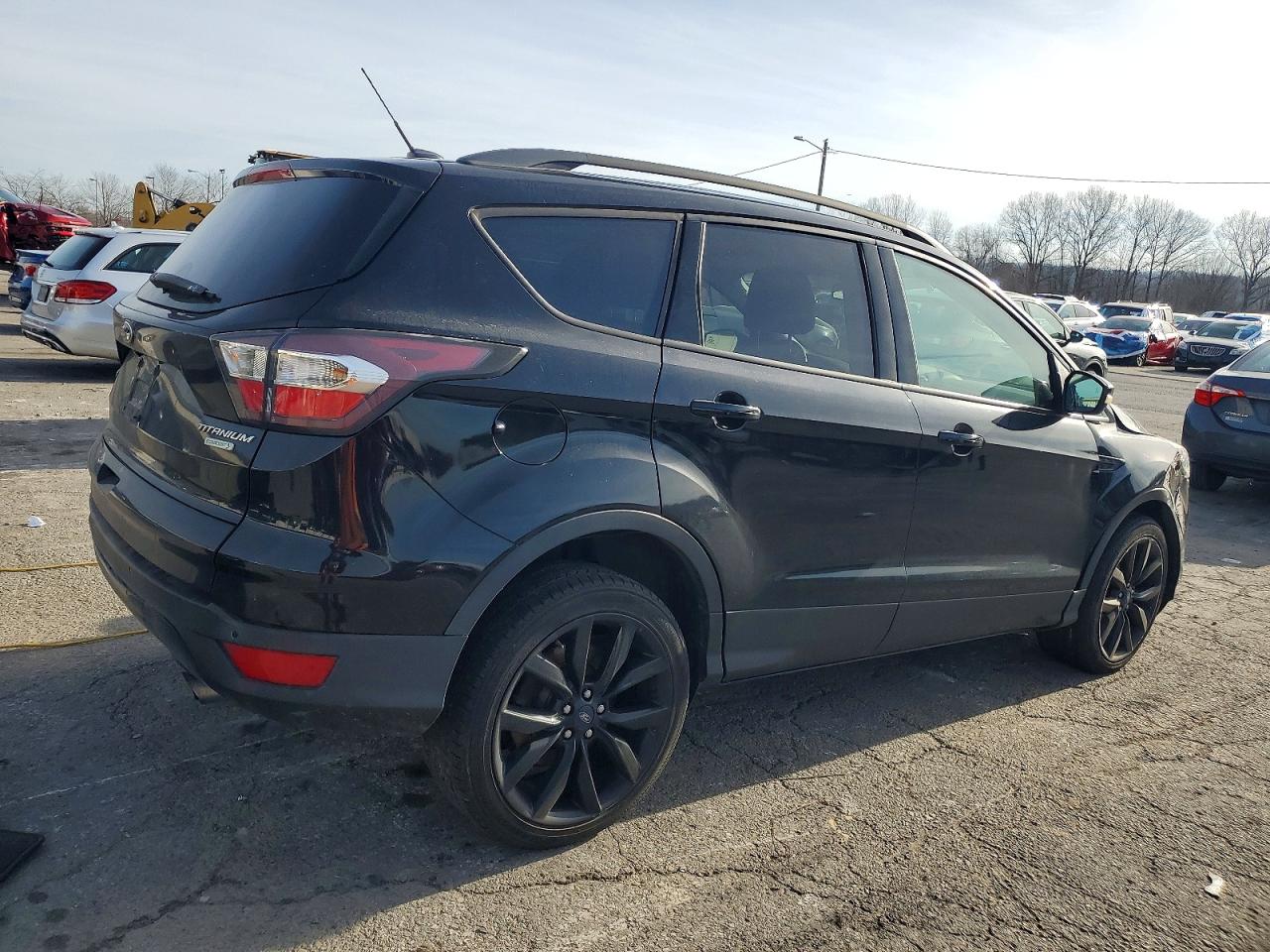 2017 FORD ESCAPE TITANIUM photo 3