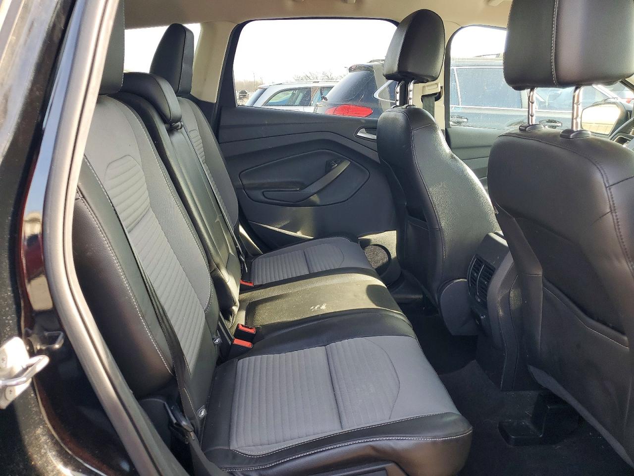 2017 FORD ESCAPE TITANIUM photo 11