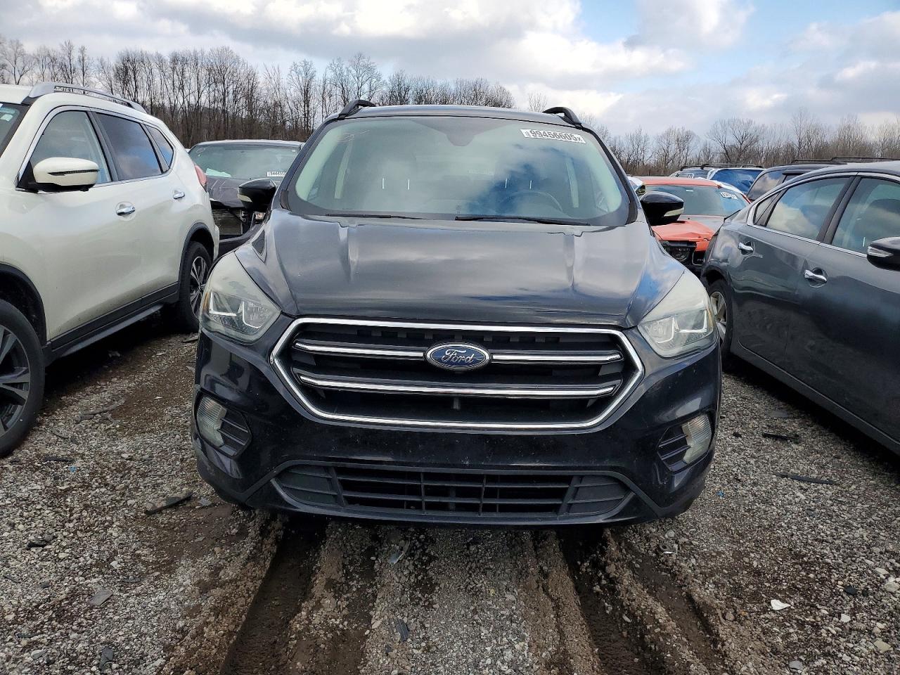2017 FORD ESCAPE TITANIUM photo 5