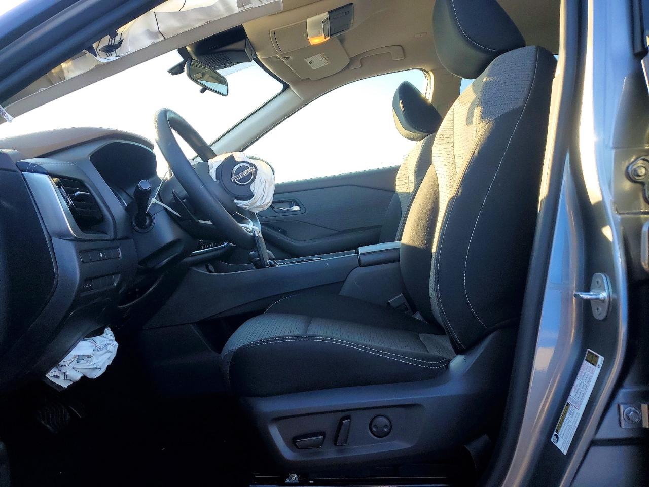 2023 NISSAN ROGUE SV photo 7