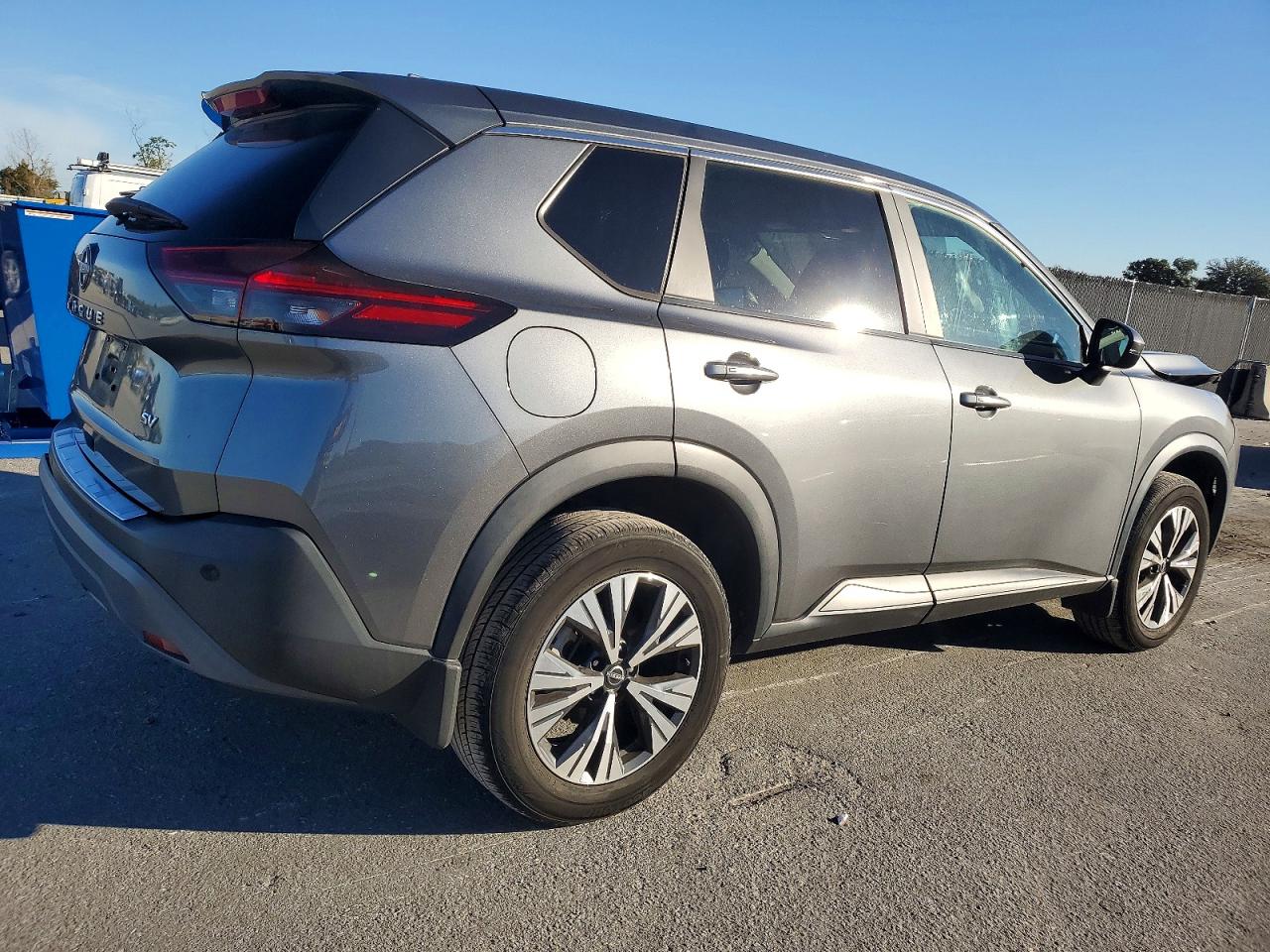 2023 NISSAN ROGUE SV photo 3