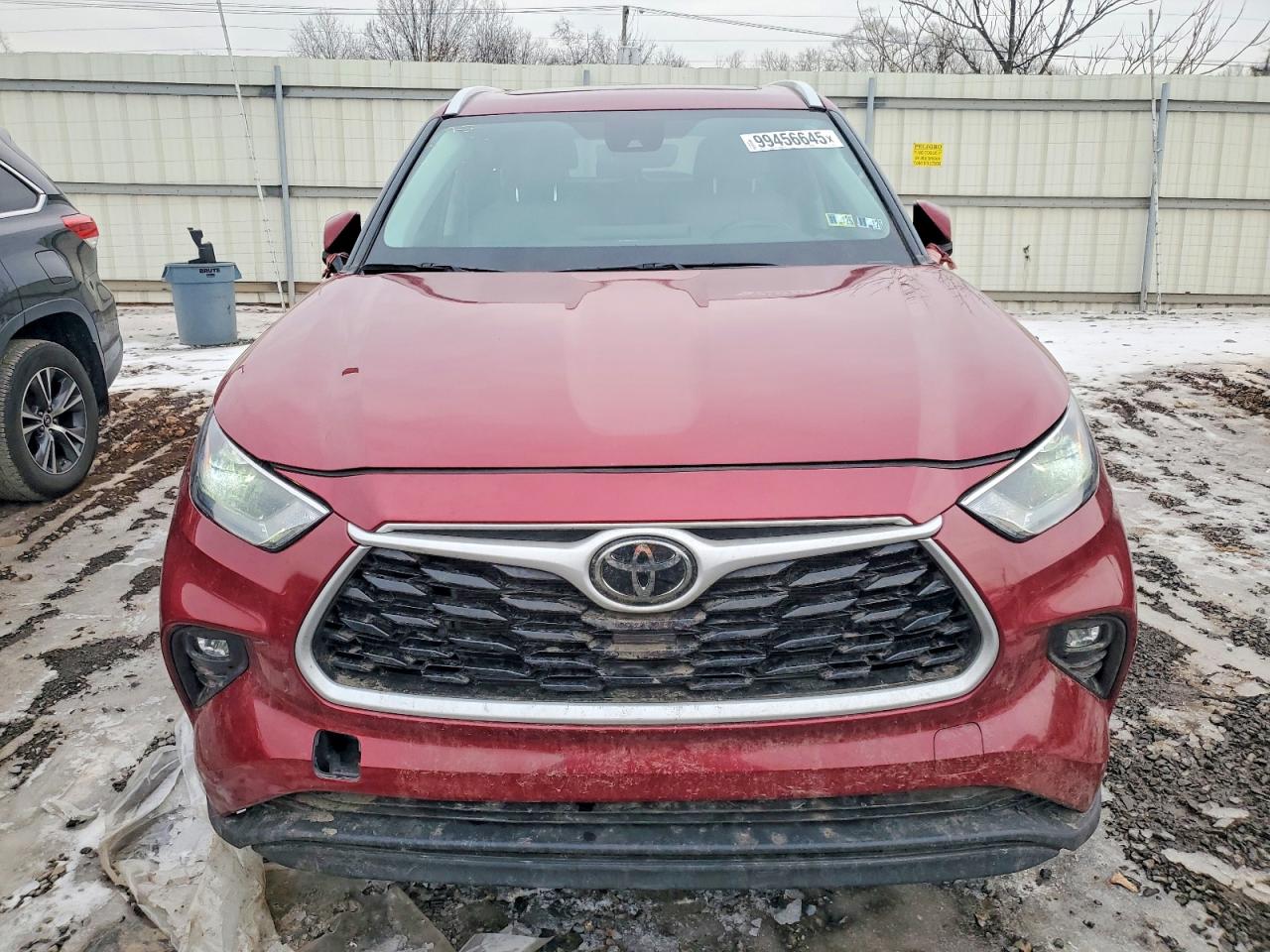 2024 TOYOTA HIGHLANDER LE photo 5