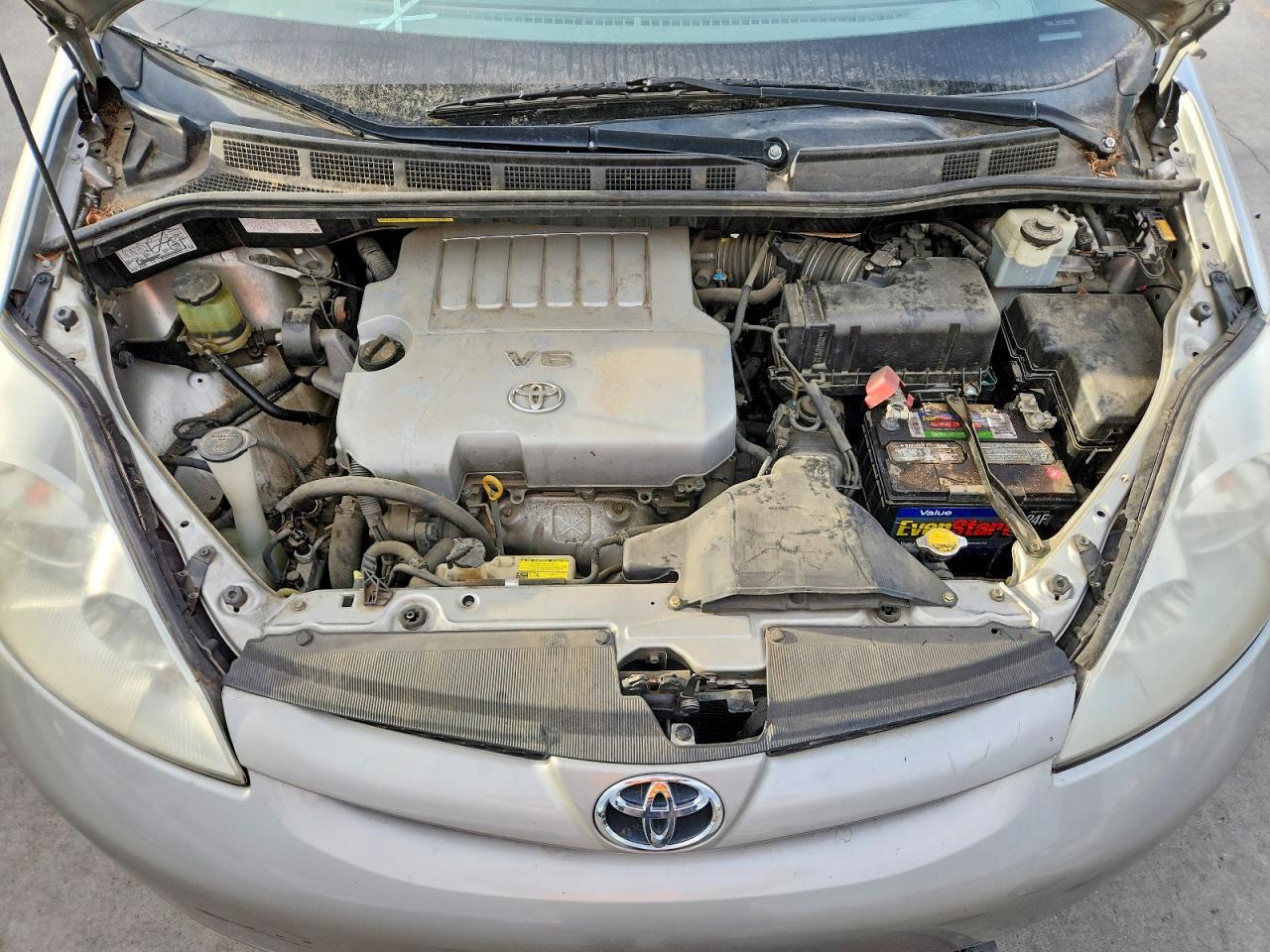 2008 TOYOTA SIENNA CE photo 12