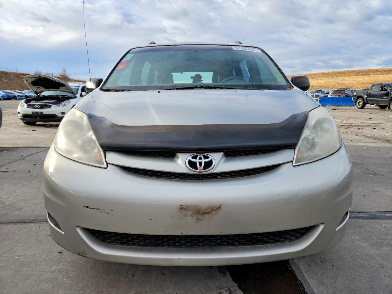 2008 TOYOTA SIENNA CE photo 5