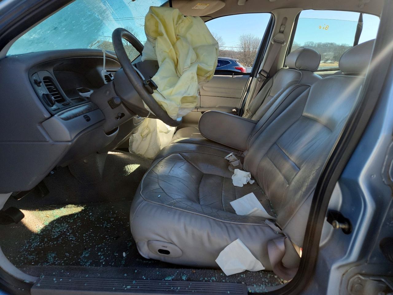 2000 FORD CROWN VICTORIA LX photo 7