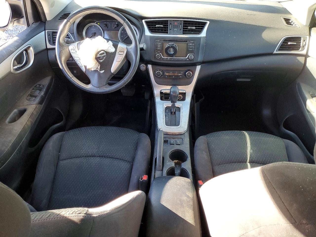 2015 NISSAN SENTRA S photo 8