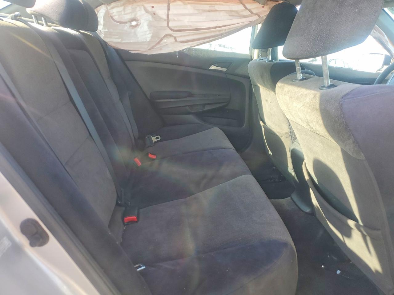 2010 HONDA ACCORD LXP photo 10