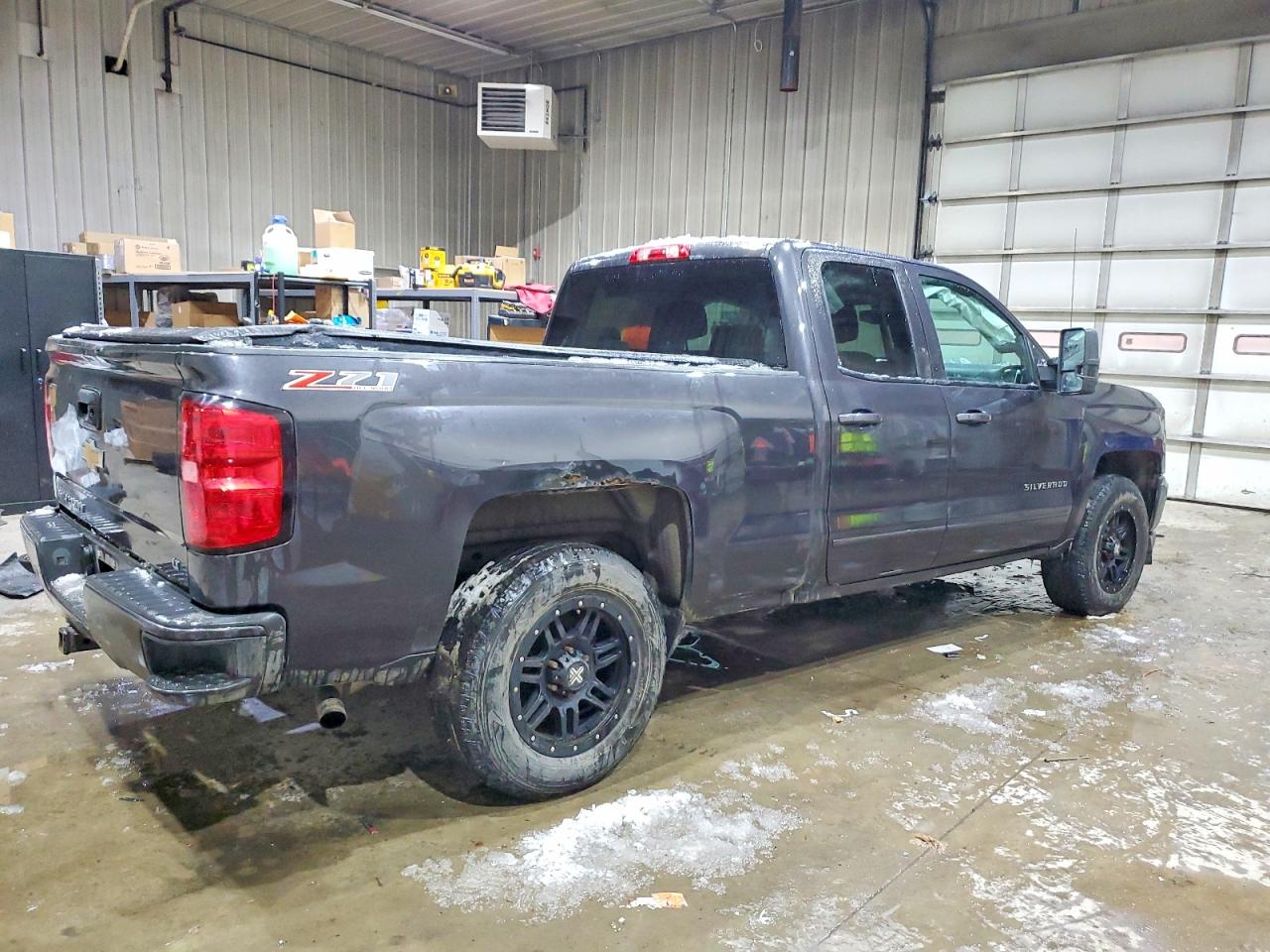 2016 CHEVROLET SILVERADO K1500 LT photo 3