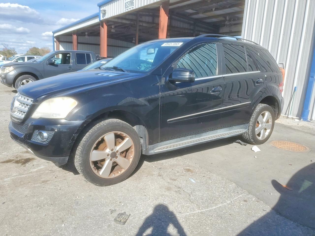 2011 MERCEDES-BENZ ML