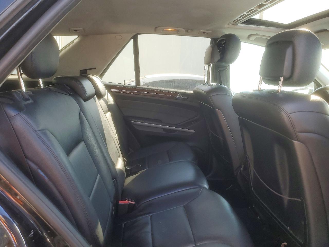 2011 MERCEDES-BENZ ML 350 4MATIC photo 11