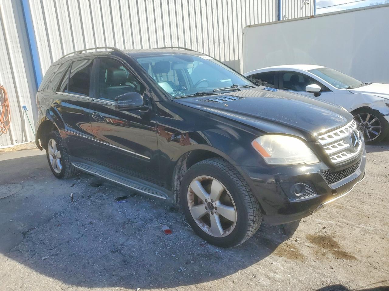 2011 MERCEDES-BENZ ML 350 4MATIC photo 4