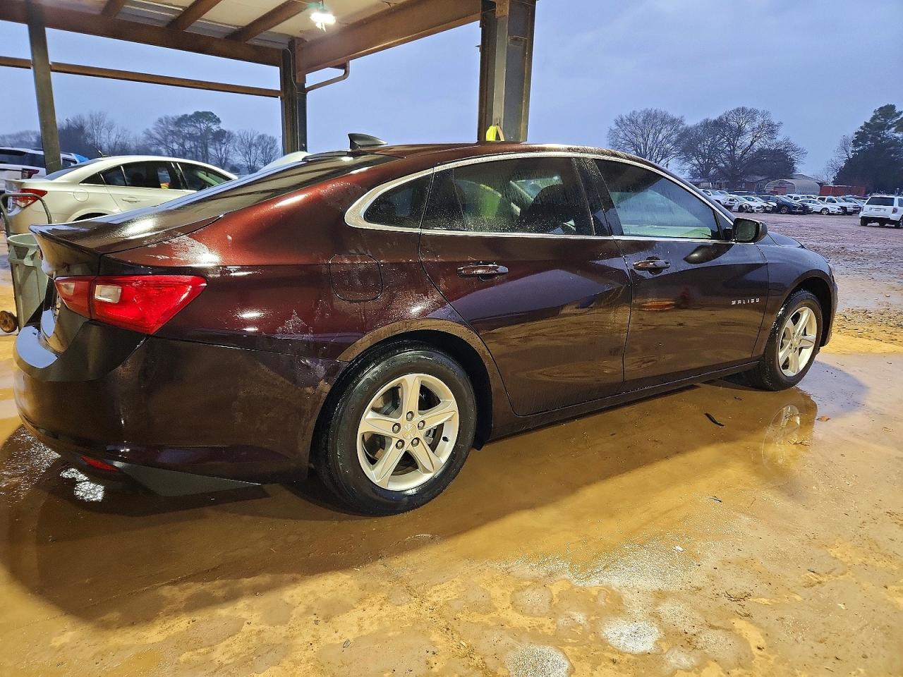 2021 CHEVROLET MALIBU LS photo 5