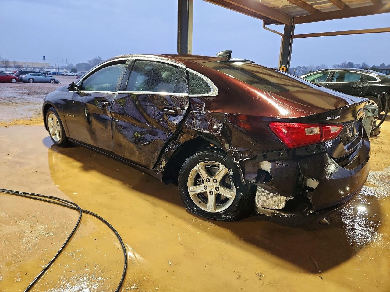 2021 CHEVROLET MALIBU LS photo 3