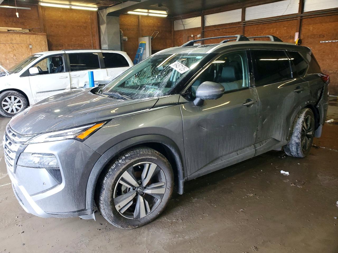 2024 NISSAN ROGUE