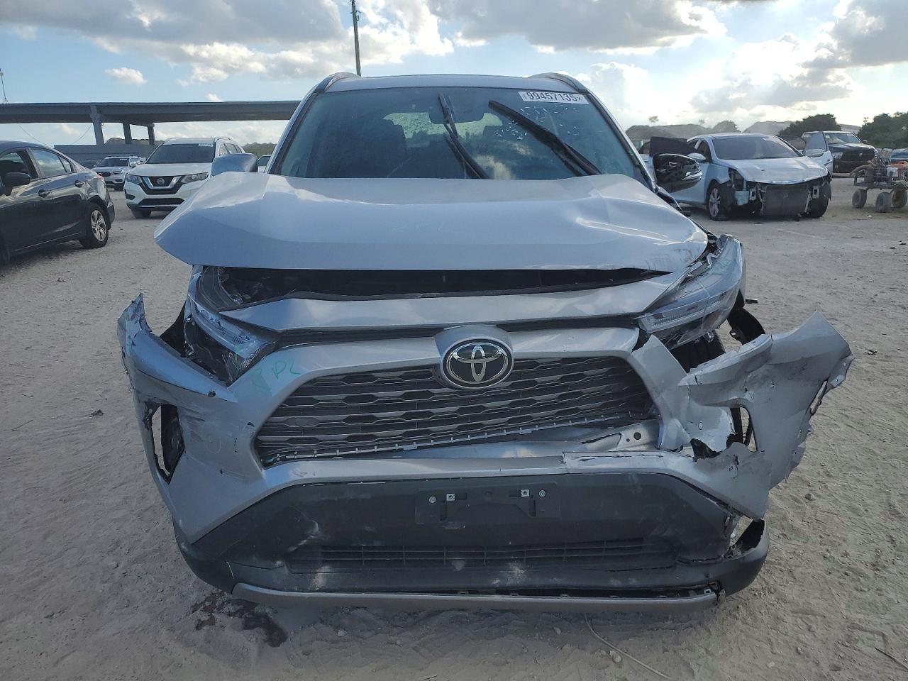 2025 TOYOTA RAV4 LIMITED photo 5