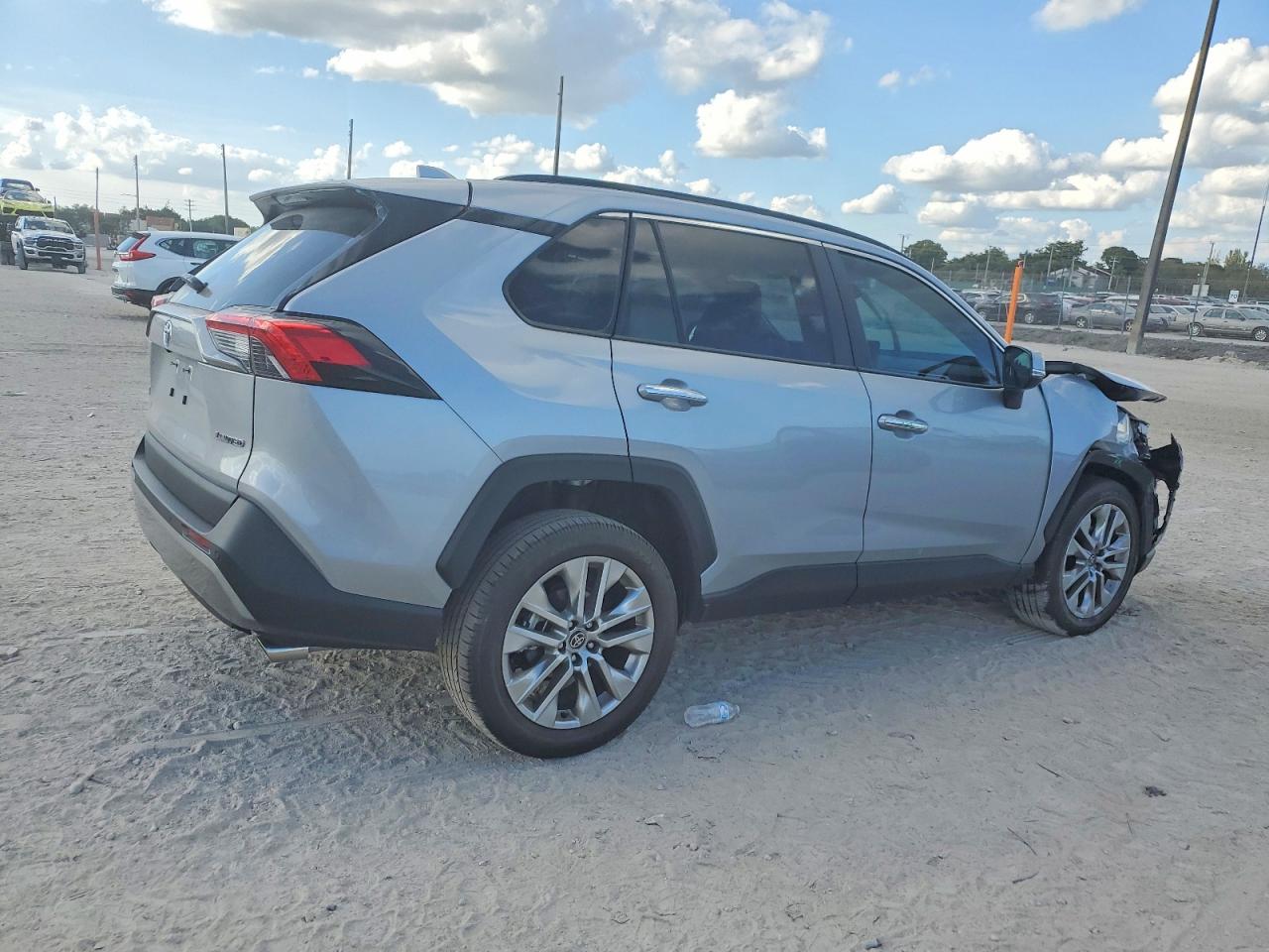 2025 TOYOTA RAV4 LIMITED photo 3