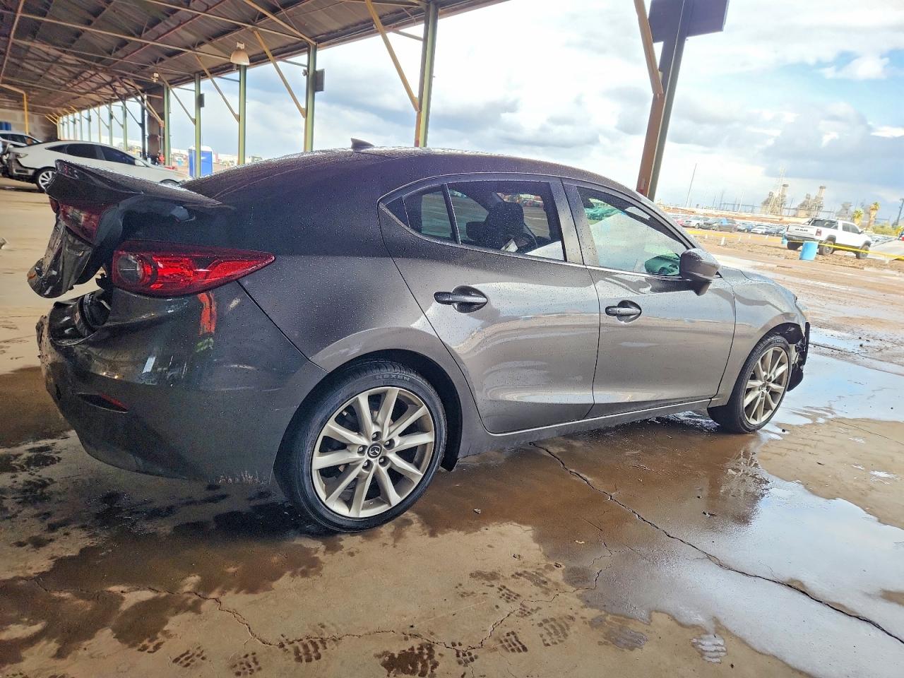 2017 MAZDA 3 TOURING photo 5