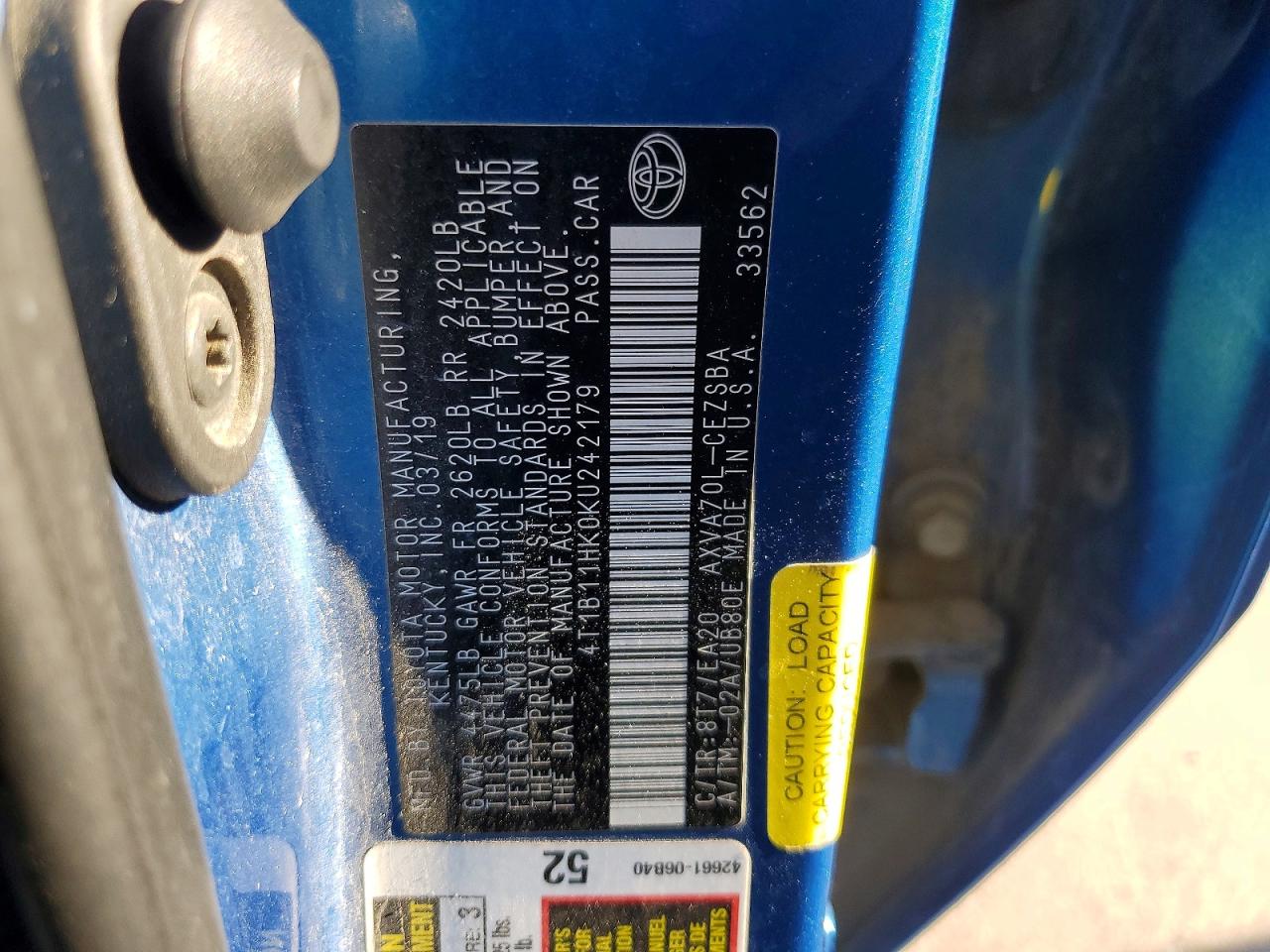 2019 TOYOTA CAMRY L photo 12