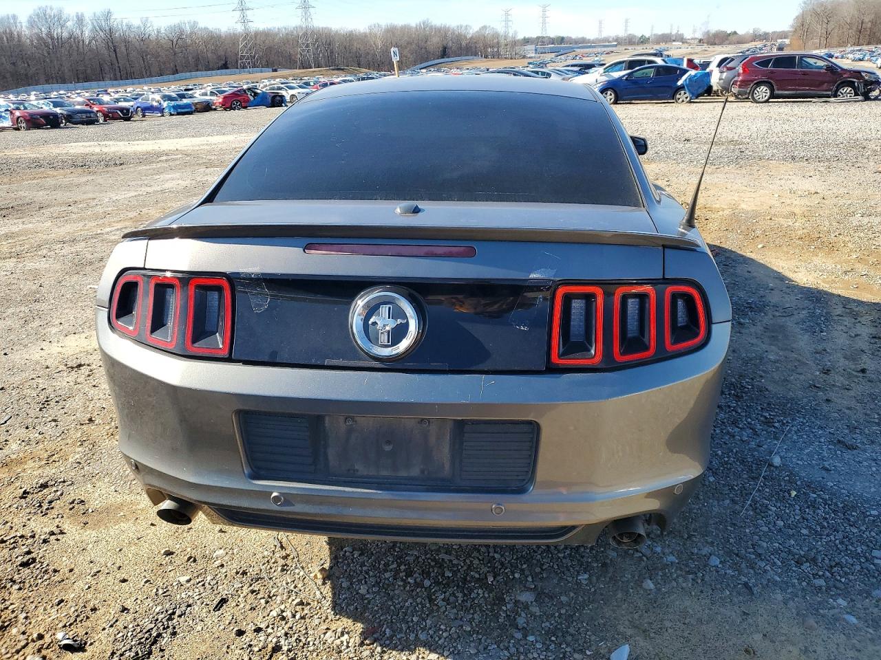 2013 FORD MUSTANG photo 6