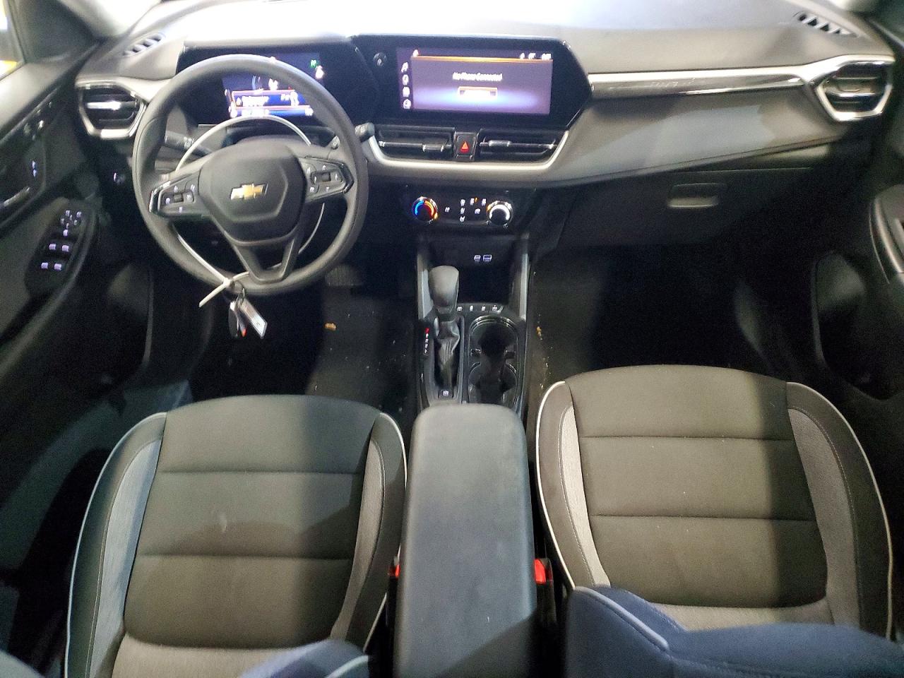 2025 CHEVROLET TRAILBLAZER LT photo 8