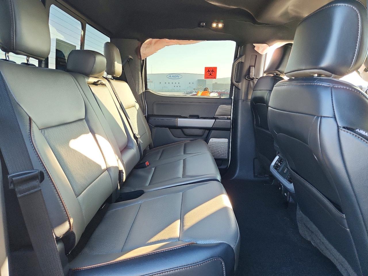 2024 FORD F150 LARIAT photo 10